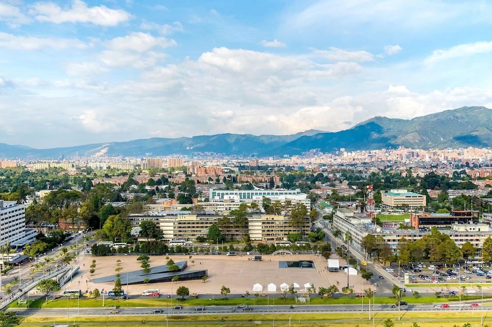 ホテル グランド ハイアット ボゴダ ボゴタ エクステリア 写真 View of the campus